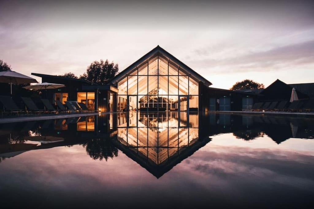 Roseberry Cottage - Lower Mill Estate Somerford Keynes Экстерьер фото