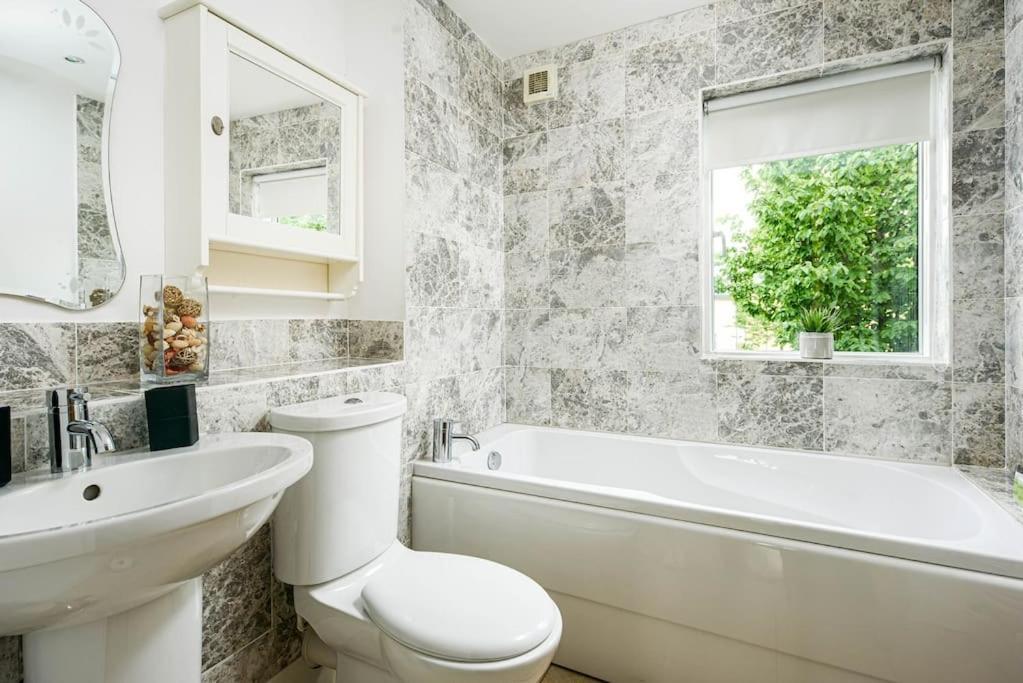 Roseberry Cottage - Lower Mill Estate Somerford Keynes Экстерьер фото